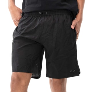 Bermuda Elástico Oakley Trn Curve Tech 18" Blackout