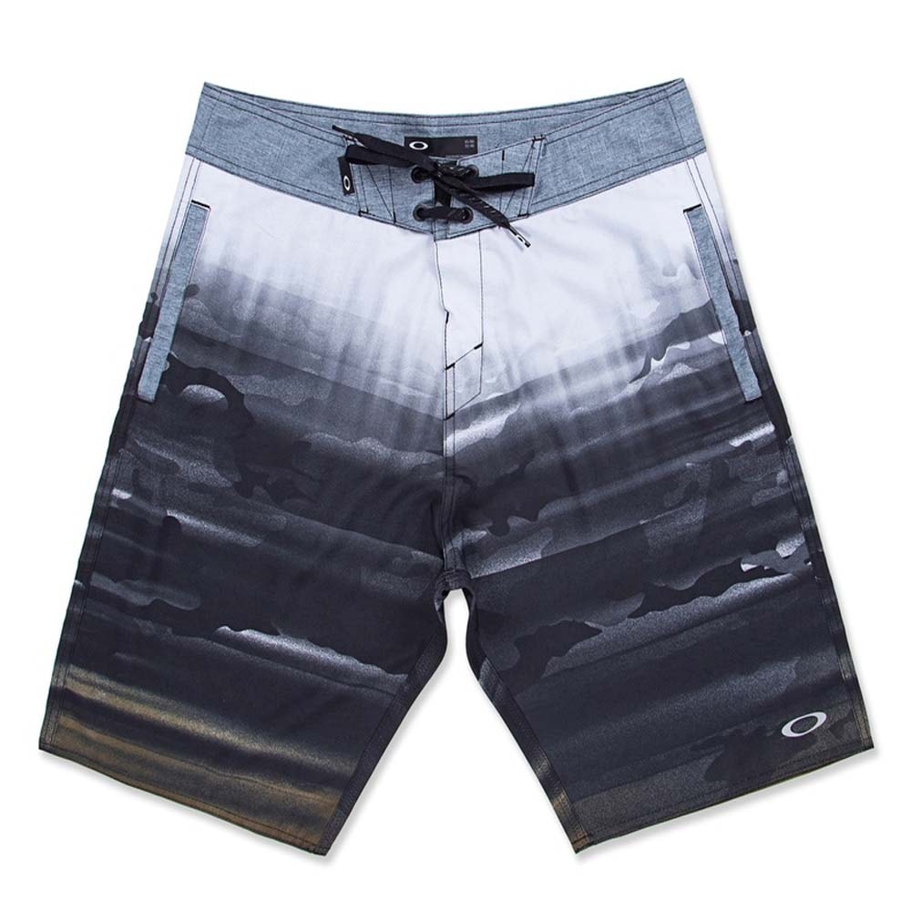 bermudas oakley