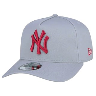 Boné New Era Aba Curva MLB New York Yankees Cinza