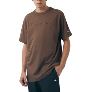 Camiseta Chammpion Bordado Script Chocolate Mousse