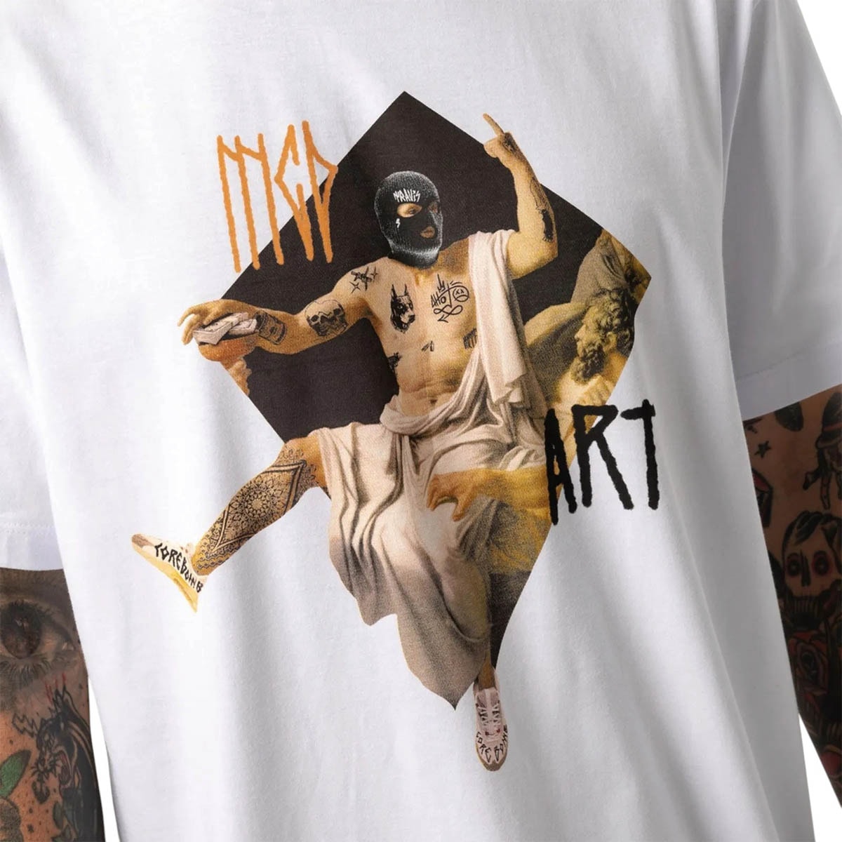 Camiseta MCD Travis Bomb Fuck You Branco os melhores preços