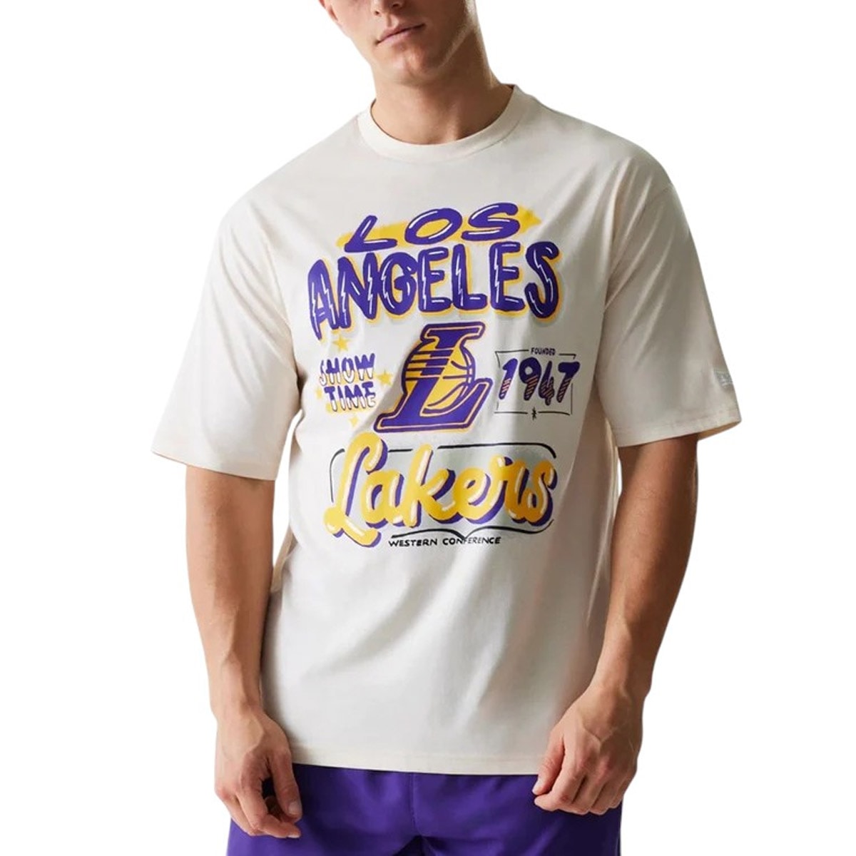 Lakers 　ロゴ Tシャツ Lサイズ クリーム色 Camiseta New Era LA Lakers NBA Graphic Bege os melhores preços