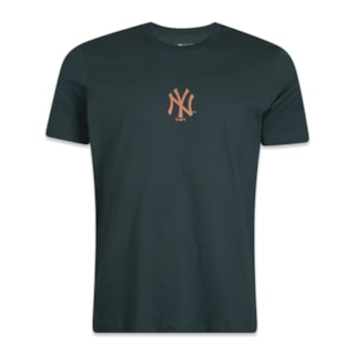 Camiseta New Era New York Yankees Logo Frontal Verde