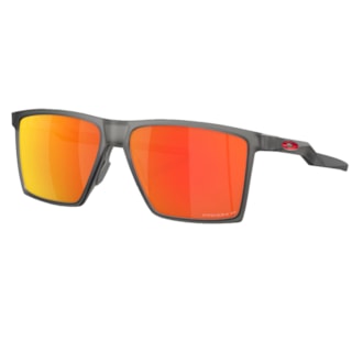 Óculos Oakley Futurity Sun Prizm Ruby Polarized Satin Grey Smoke Óculos Oakley Futurity Sun Prizm Ruby Polarized Satin Grey Smoke