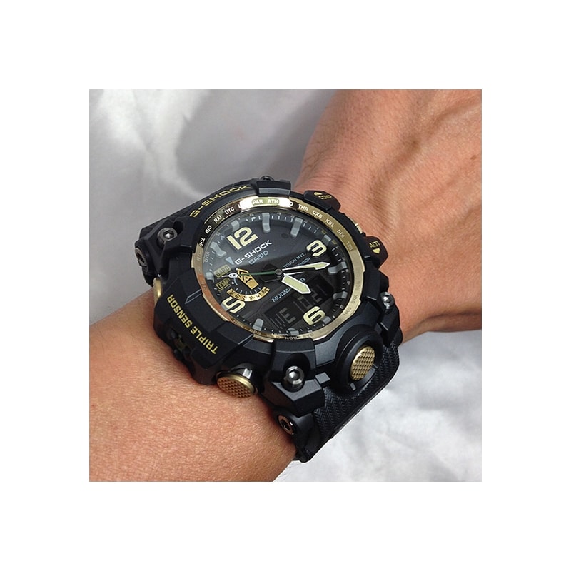g shock mudmaster black and gold