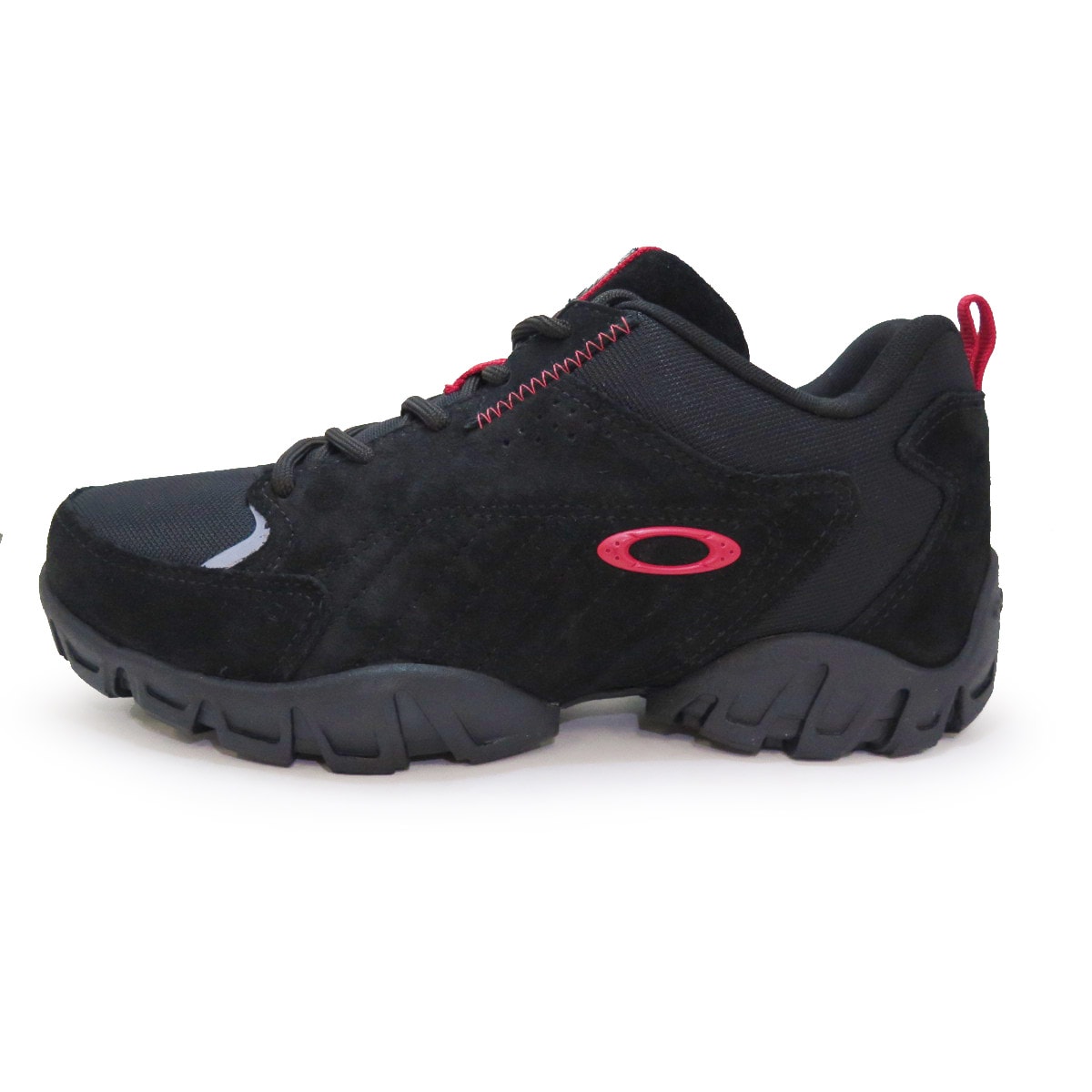 Tênis Oakley Attack Black Red os melhores preços | Clique e confira!