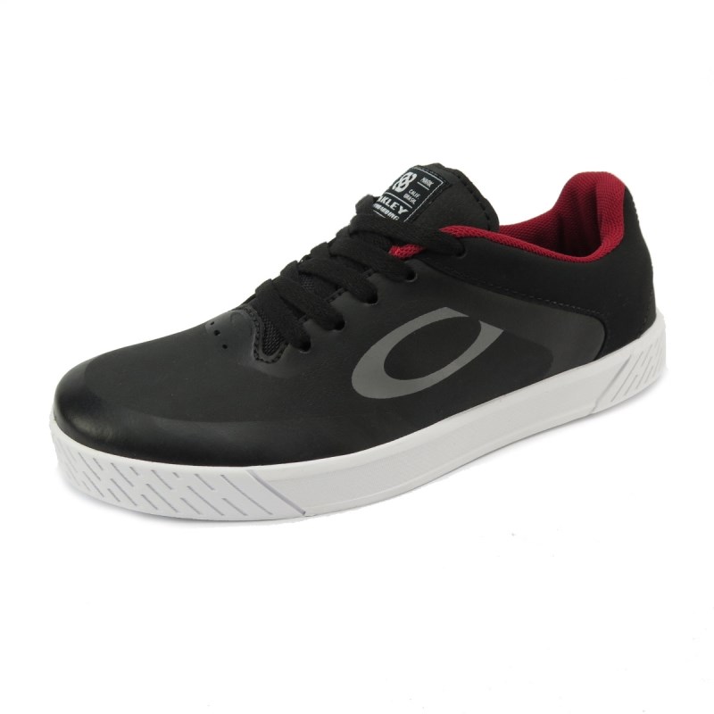 tenis oakley voltage